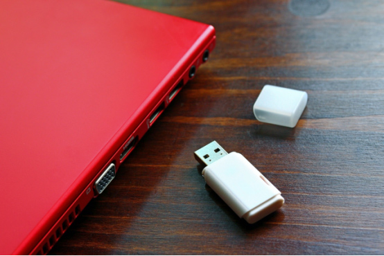 Do you know the principle and materials of USB flash memory Card？